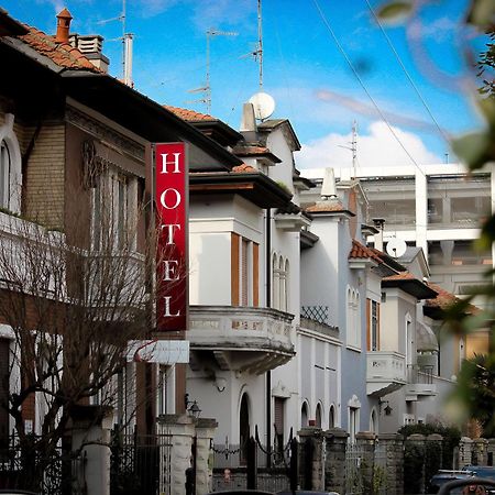 Hotel Rossovino Milano Milão Exterior foto